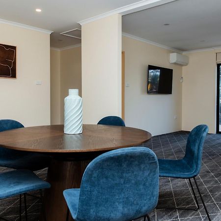 Lakeview Hotel Motel Shellharbour Buitenkant foto